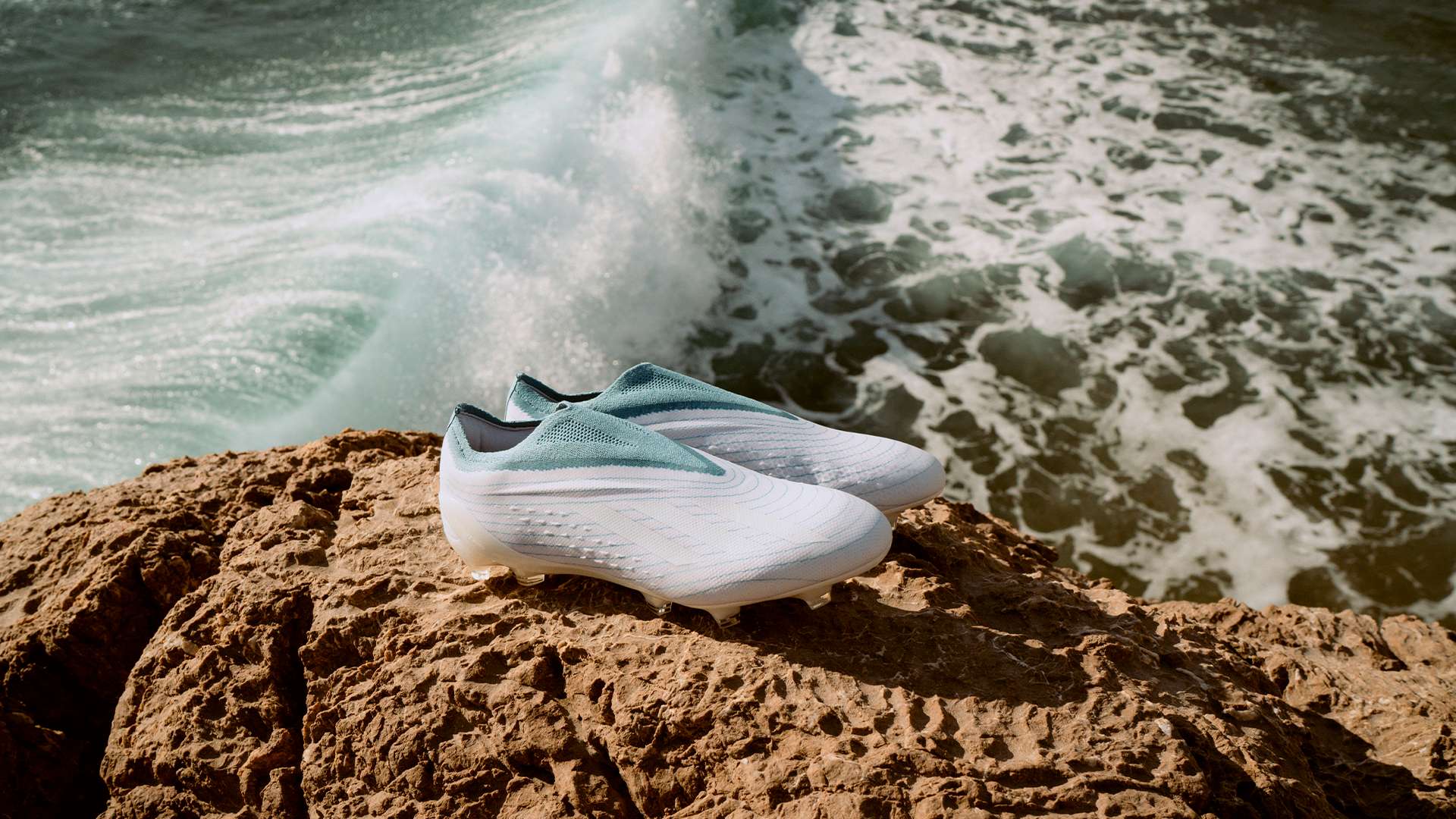 英超第12輪利物浦4-0阿森納 馬內傳射南野拓實替補建功.